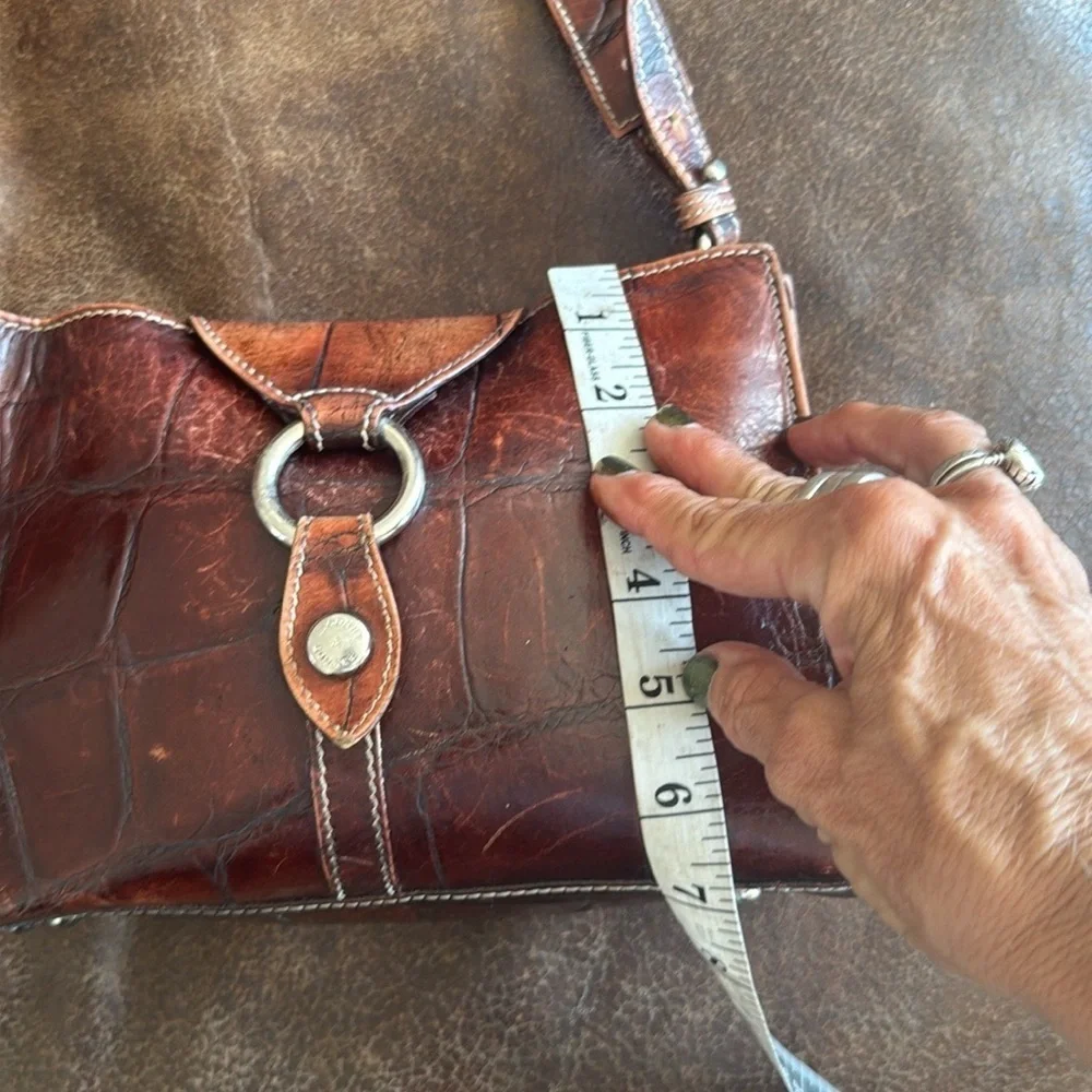 Dooney & Bourke Made in Italy Embossed Croc Leather Shoulder Bag Brown Vintage